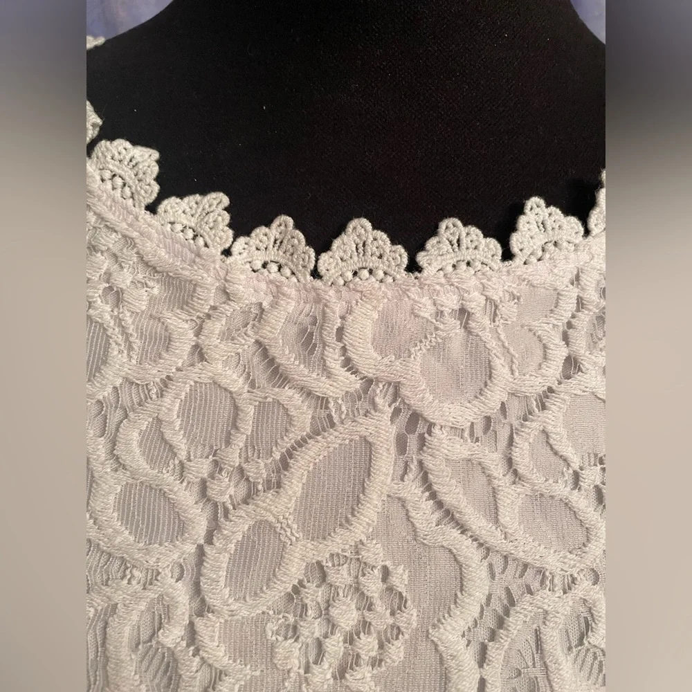 NWT White lace dress - Picture 5 of 8